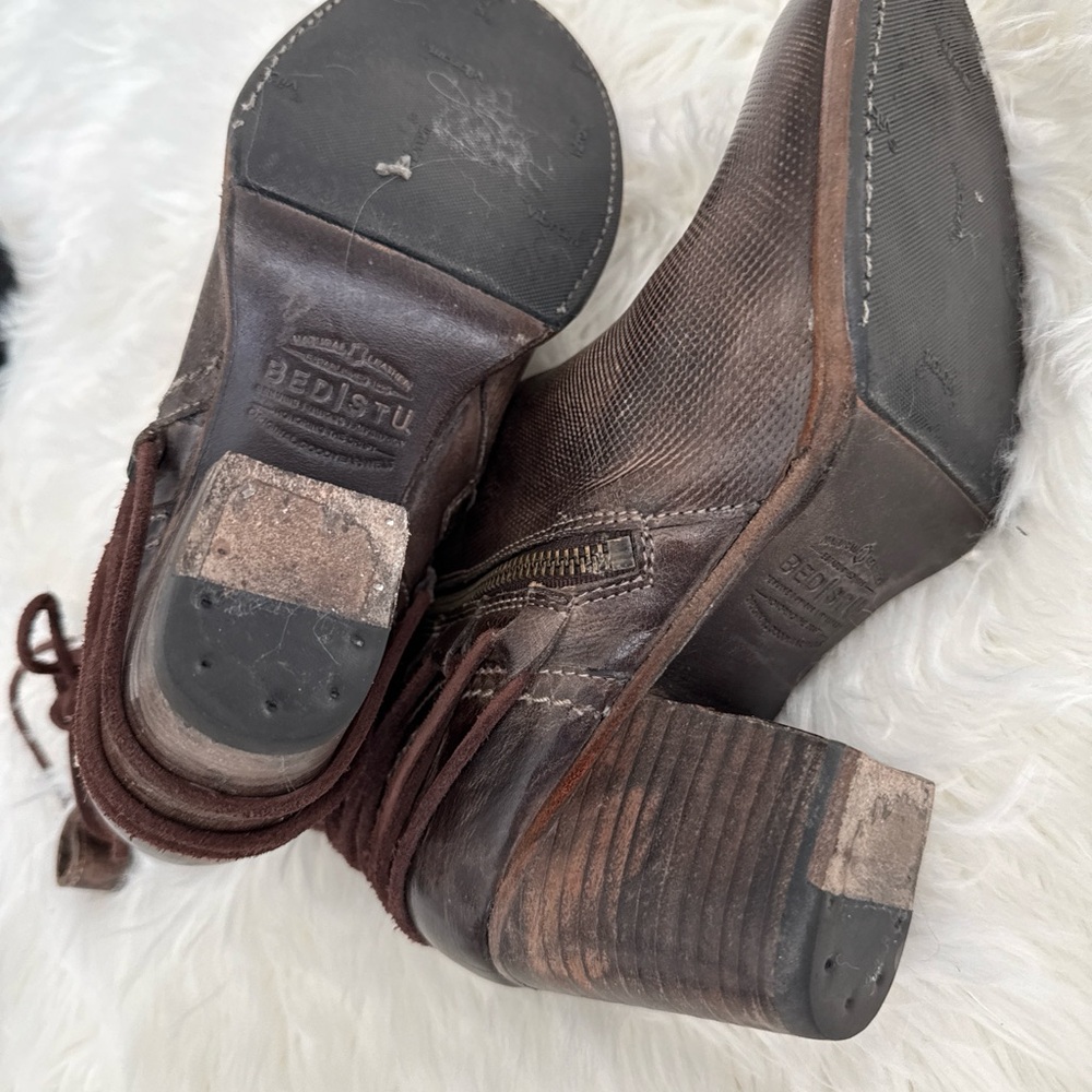 Bed Stu Distressed Brown Ankle Boots - Picture 4 of 5